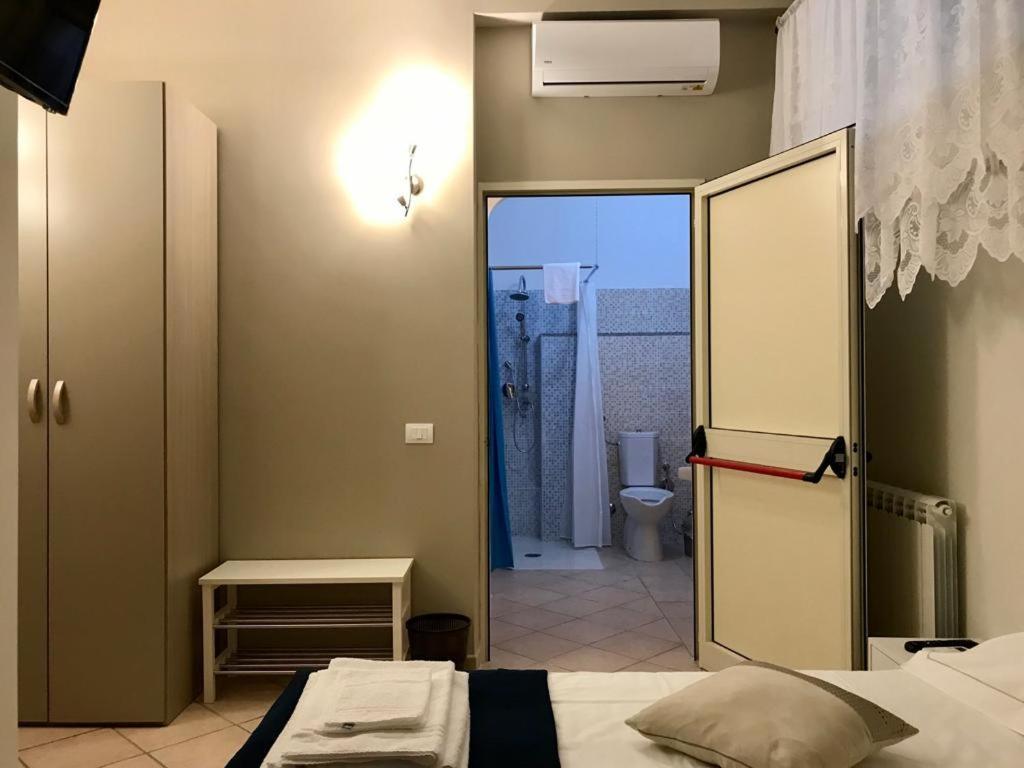 B&B Luminari Roma Eksteriør bilde